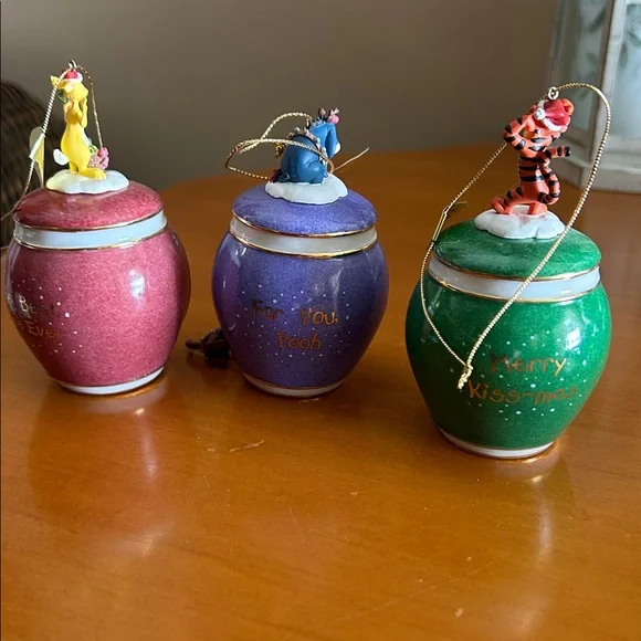 Disney Winnie the Pooh Holiday Ornament Trio - Picture 8 of 12
